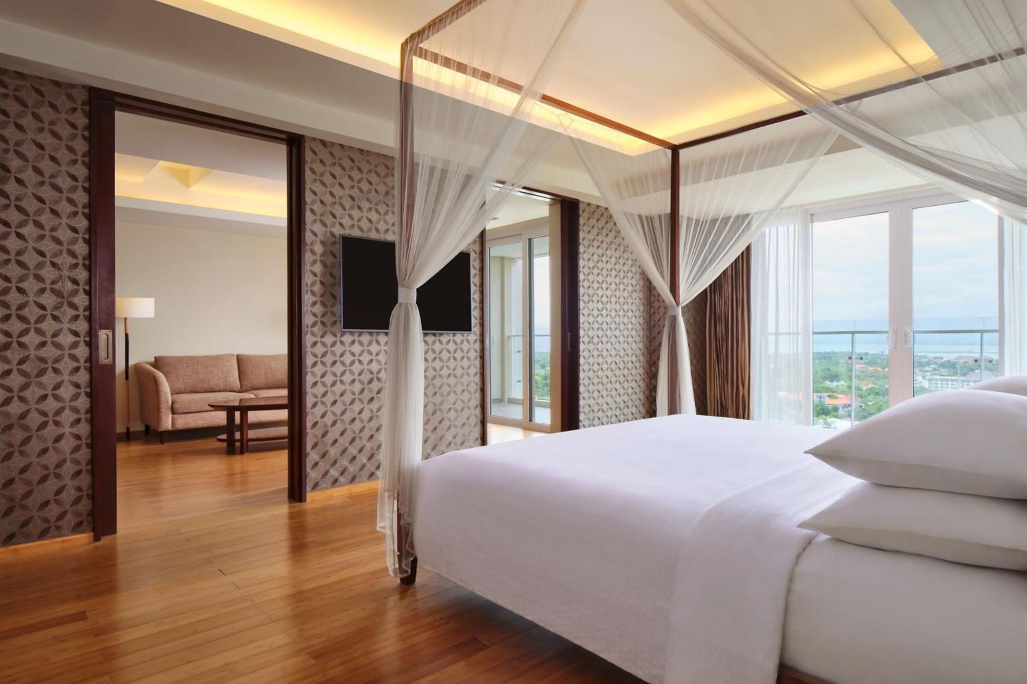 Four Points By Sheraton Bali, Ungasan Hotel Jimbaran  Exterior photo